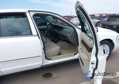 2011 Mercury Grand Marquis Ls (Fleet Only) from USA, damaged, VIN 2MEBM7FV8BX607761
